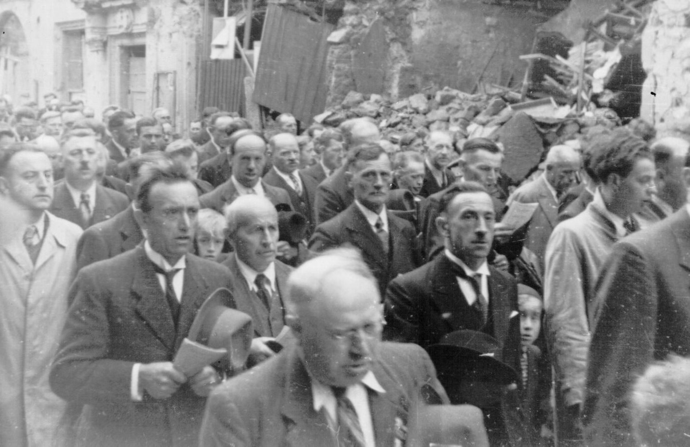 Ausstellung „Die Springprozession 1945“